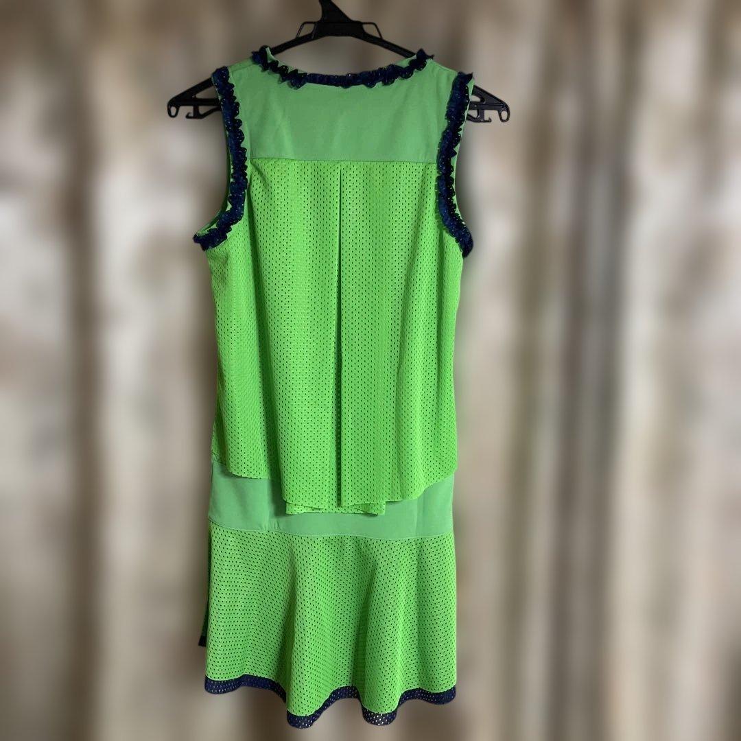 エムクラウン　フリル付き緑色テニスウェア　ワンピース