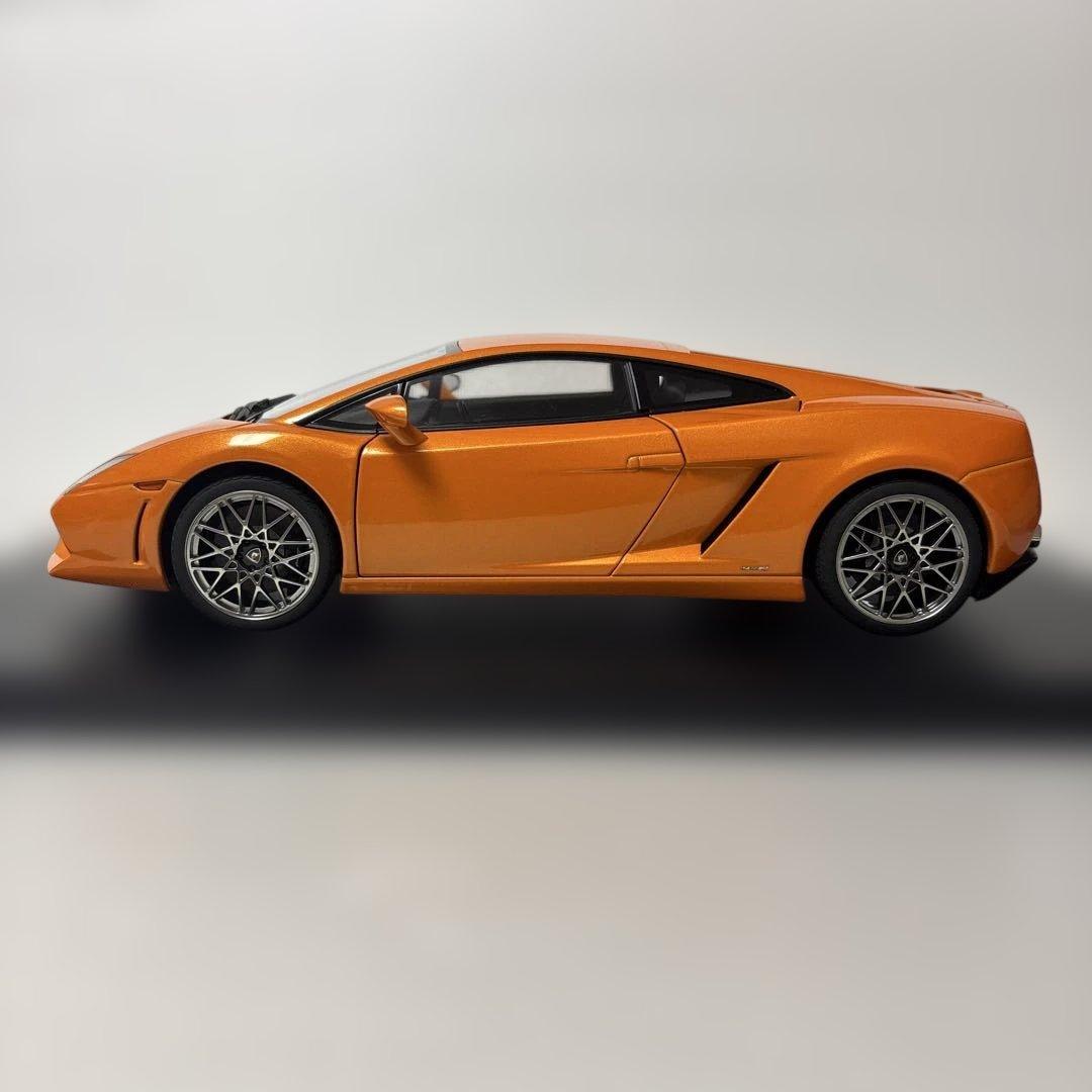 ミニカー LAMBORGHINI GALLARDO LP560-4