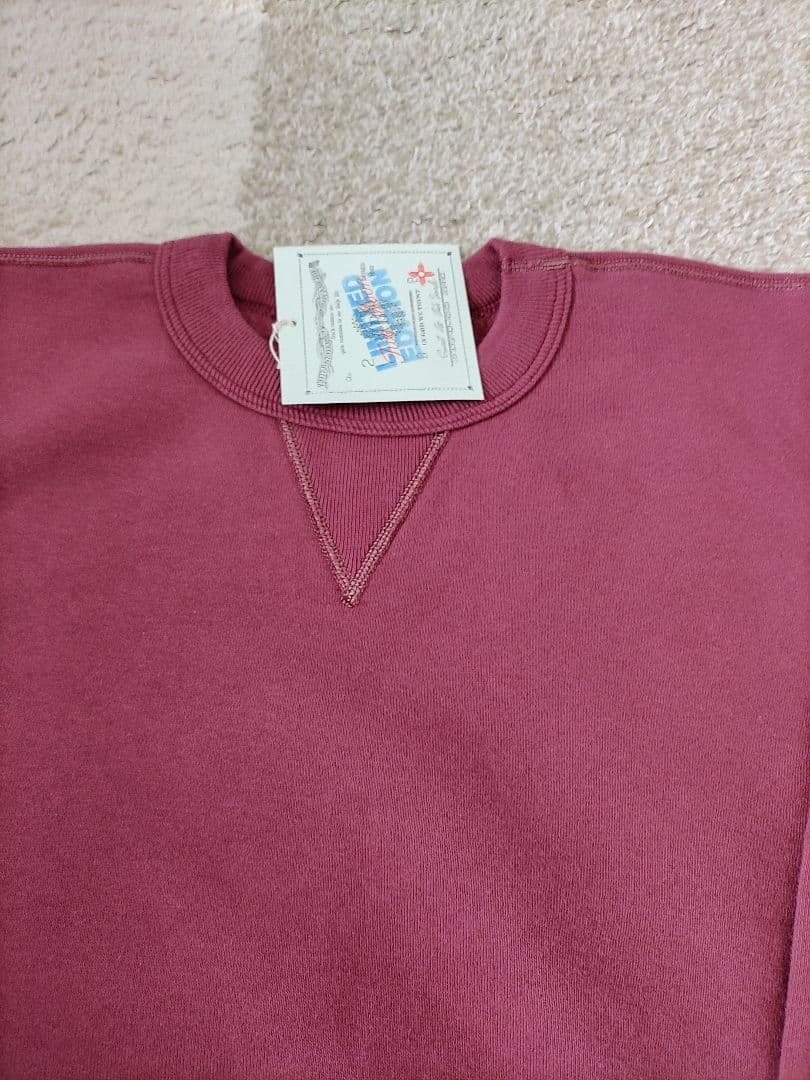 42/44 トゥームーン　スウエット　両v あずき　新品　タグつき