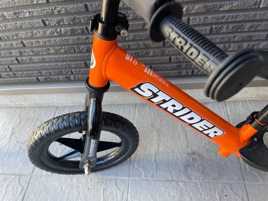 【未使用】ストライダー/スポーツモデル/12インチ