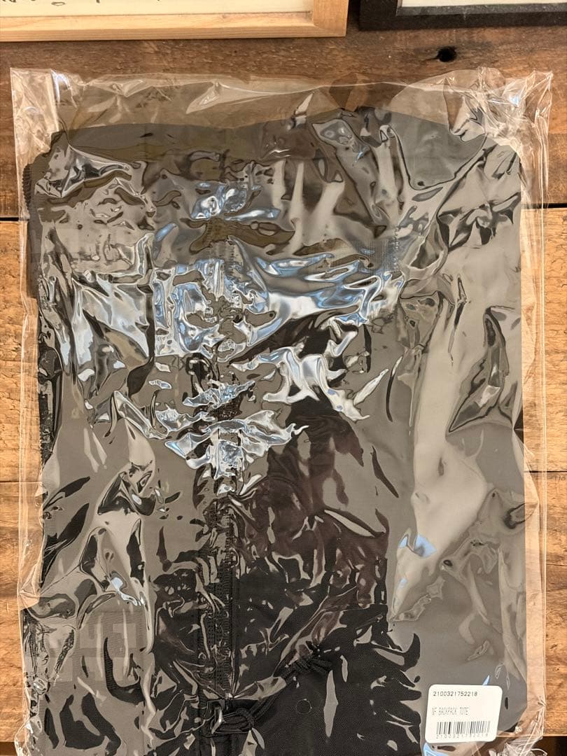 【新品】NF BACKPACK TOTE×“怪獣” KEYRING