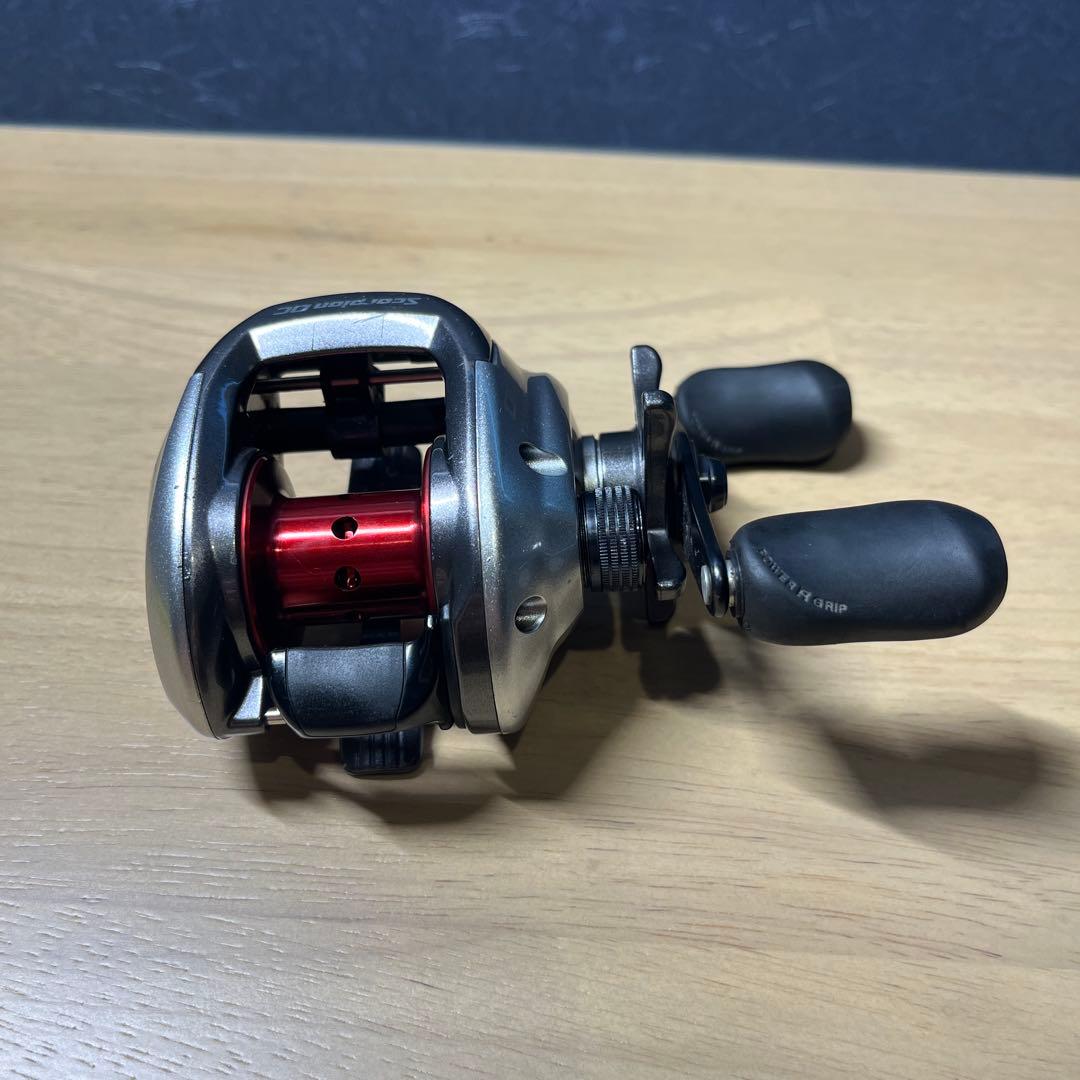 SHIMANO ベイトリール スコーピオンDC 右ハンドル