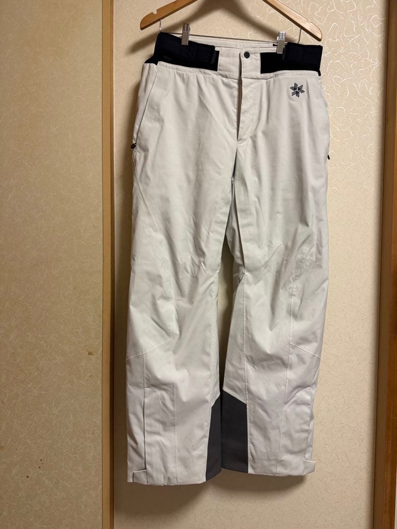 【美品】ゴールドウィン　スノーウェア　上下セットGOLDWIN スキーウェア