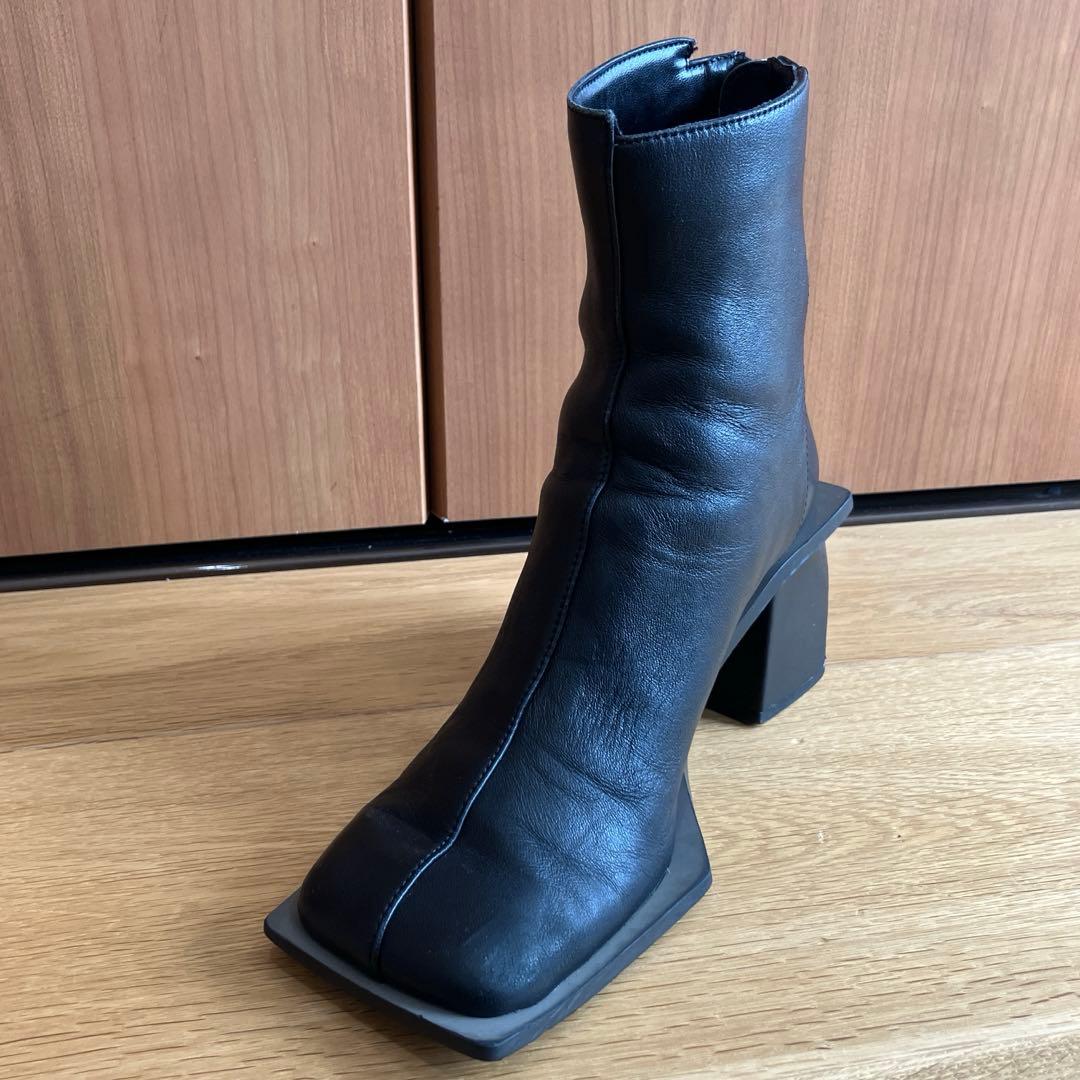 UN3Dアンスリード　ワイドスクエアショートブーツ　22.5~23.5　ブラック