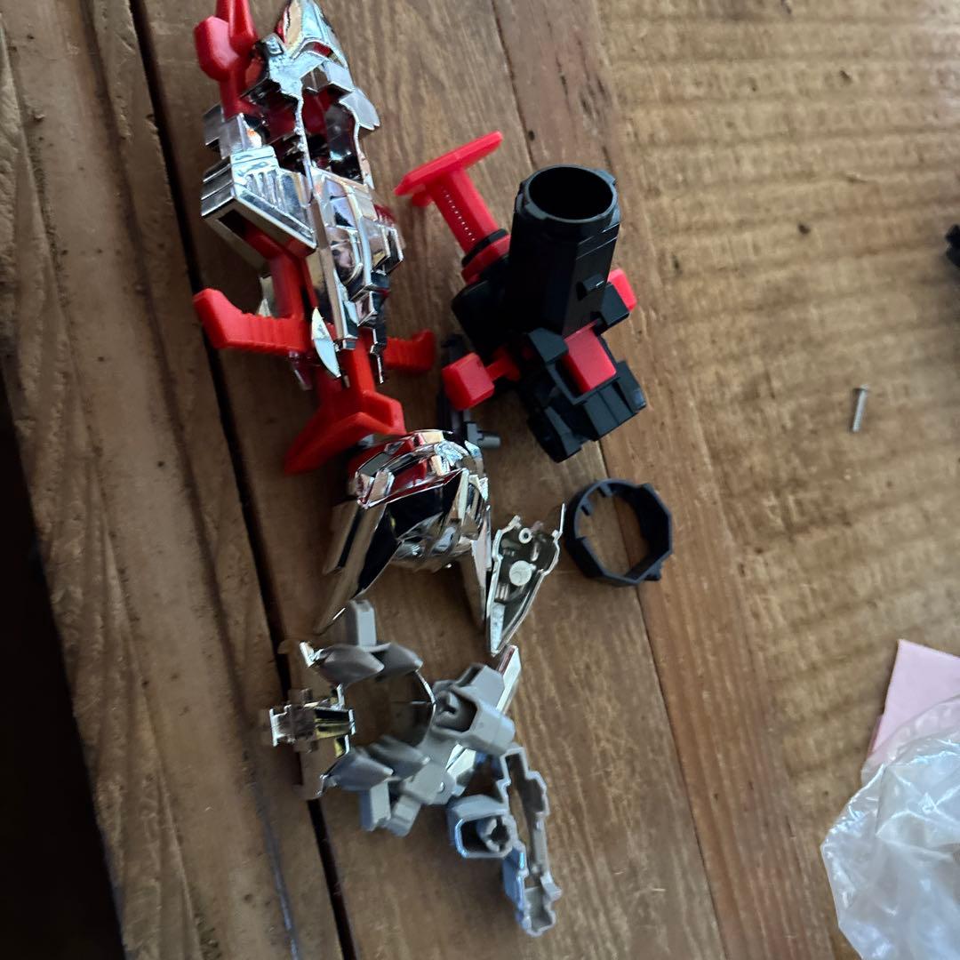 スプレッドワイバーン シルバー メッキ ビーダマン ビーダー選手権 だと思うもの