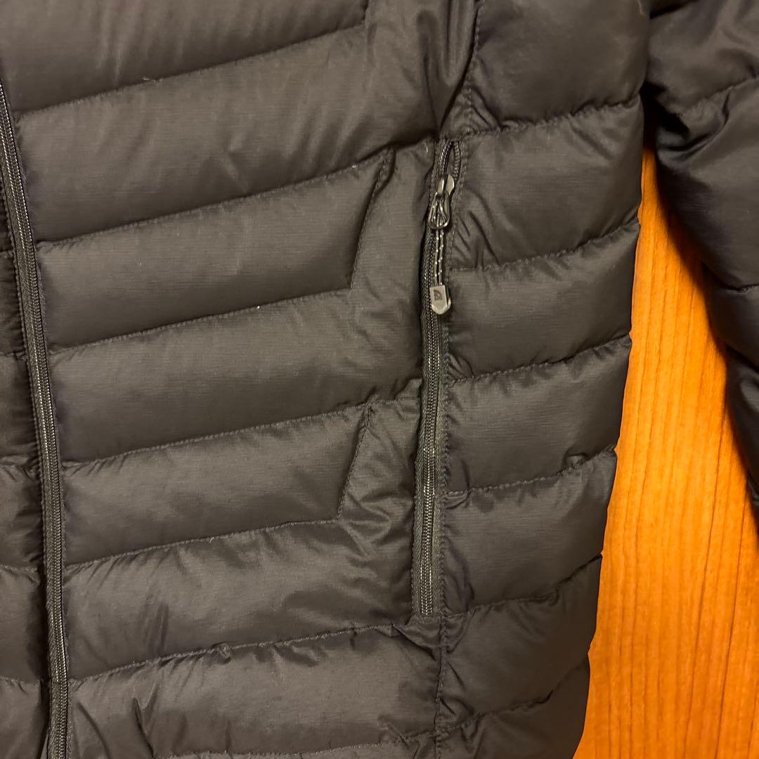 ノースフェイスサンダーラウンドネックダウンジャケット