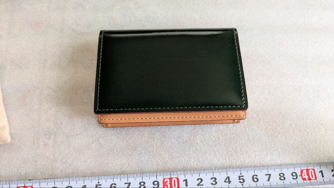 ganzo コードバン 通しマチ名刺入れ　ダークグリーン
