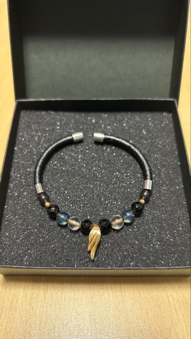 健康アクセサリー phiten RAKUWA BRACELET WINGS GOLD