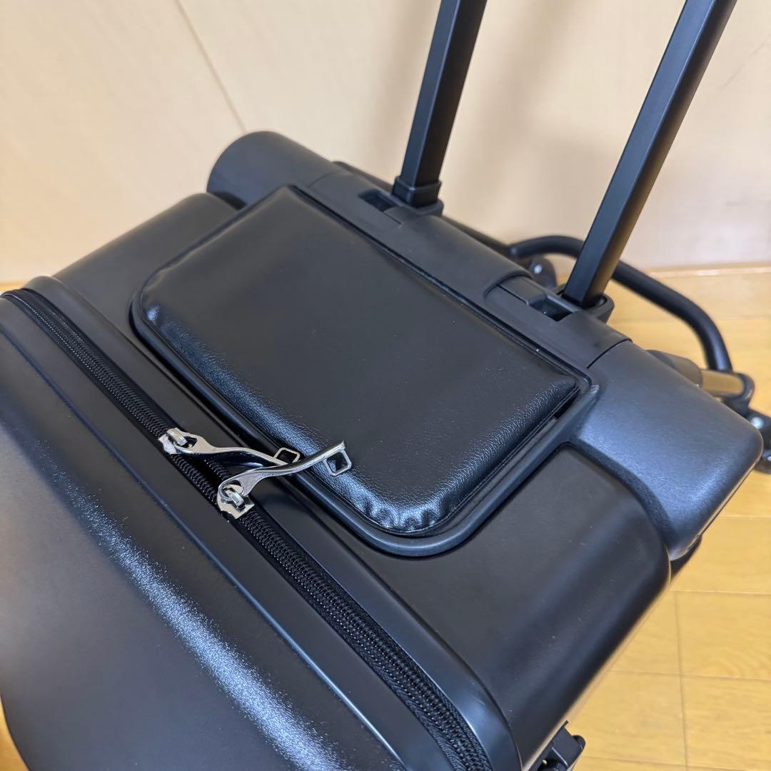 キッズキャリーケース　乗れる　スーツケース　キッズトラベルNEO 子供