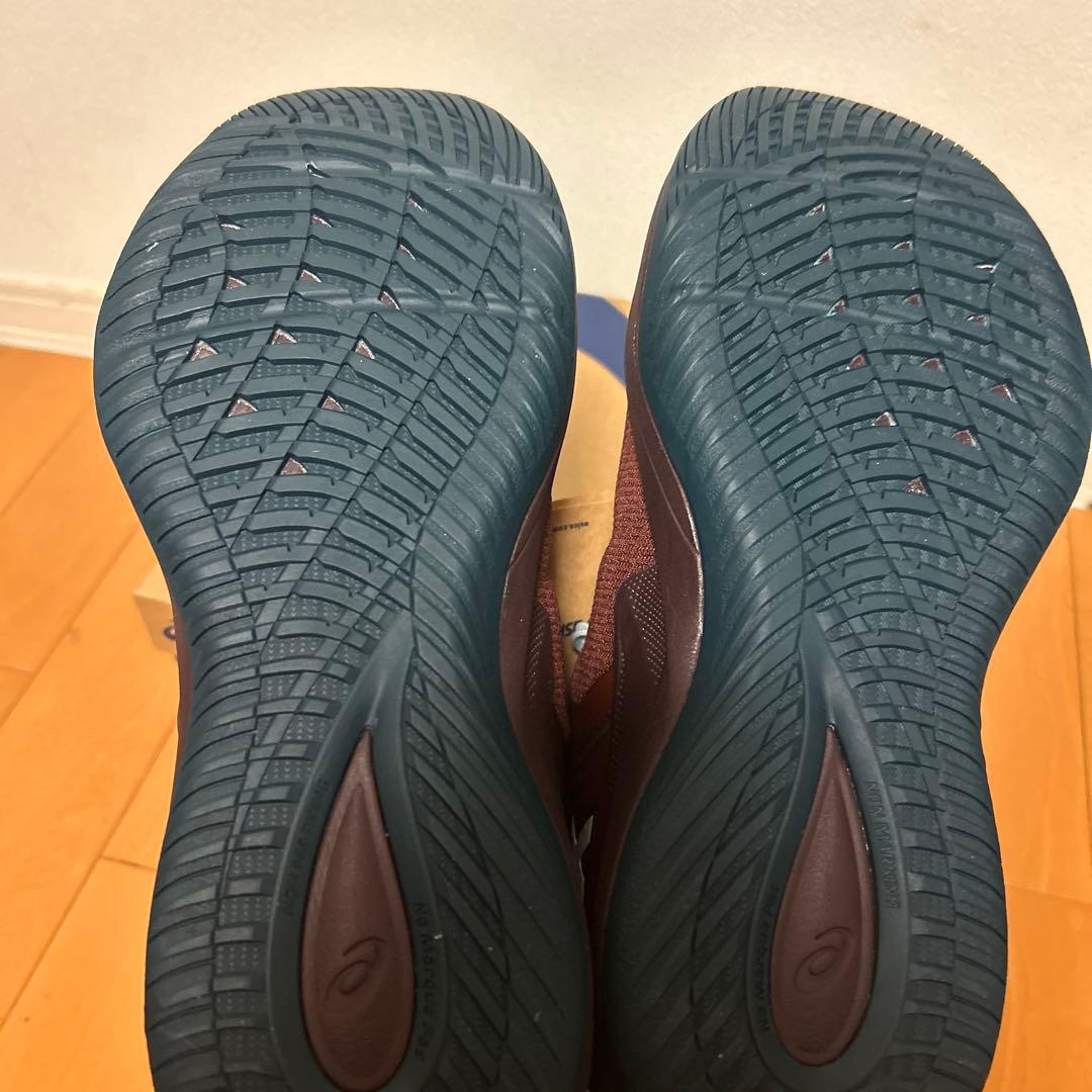 ノヴァサージ3 NOVA SURGE 3 28.5 アシックス