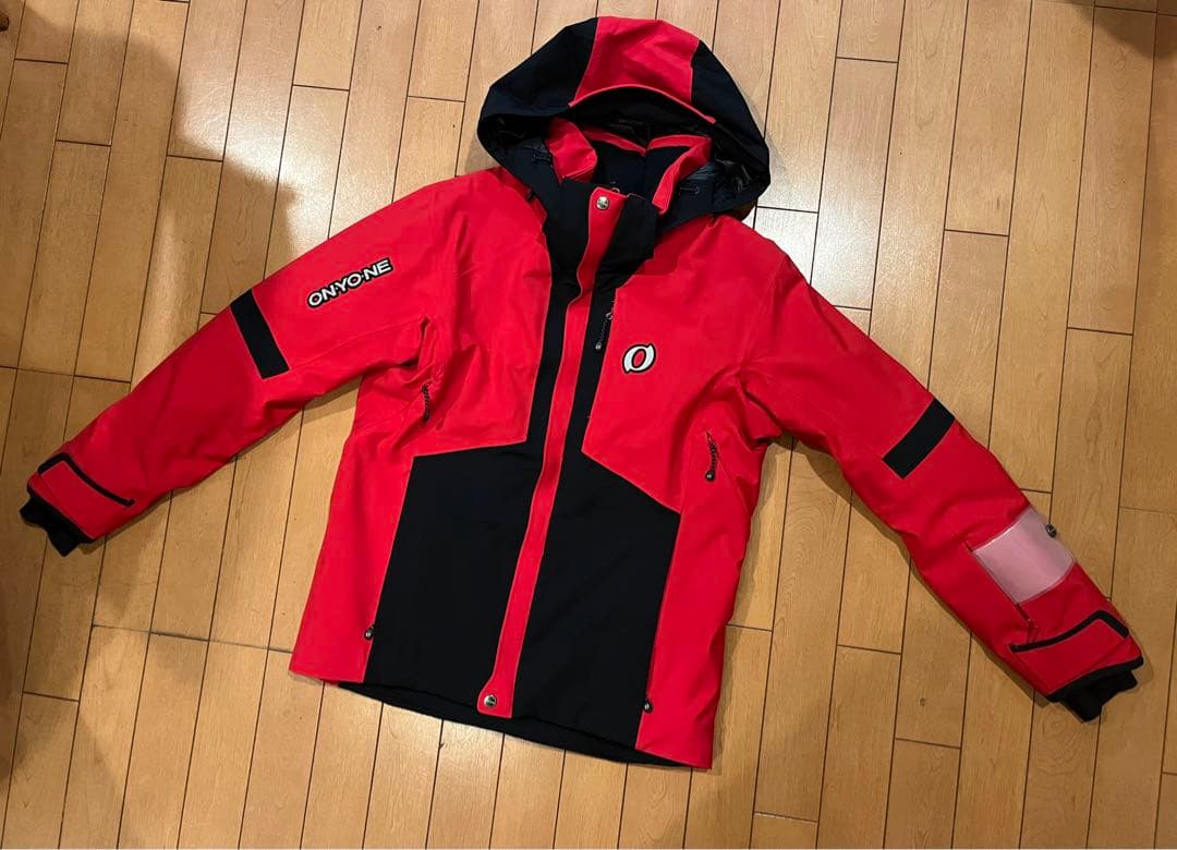 ONYONE オンヨネ スキーウェア 上下セット
