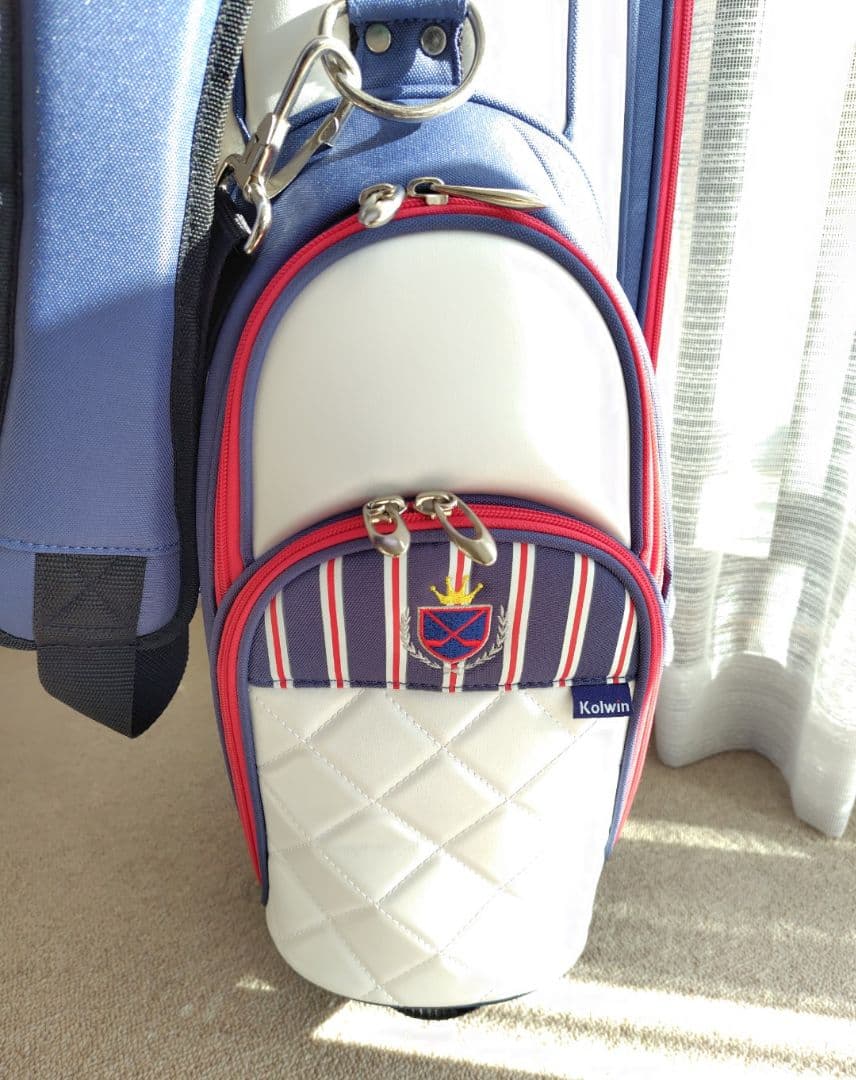 新品未使用。Kolwinコルウィン軽量キャディバッグ。ブリジストンボール6個付き