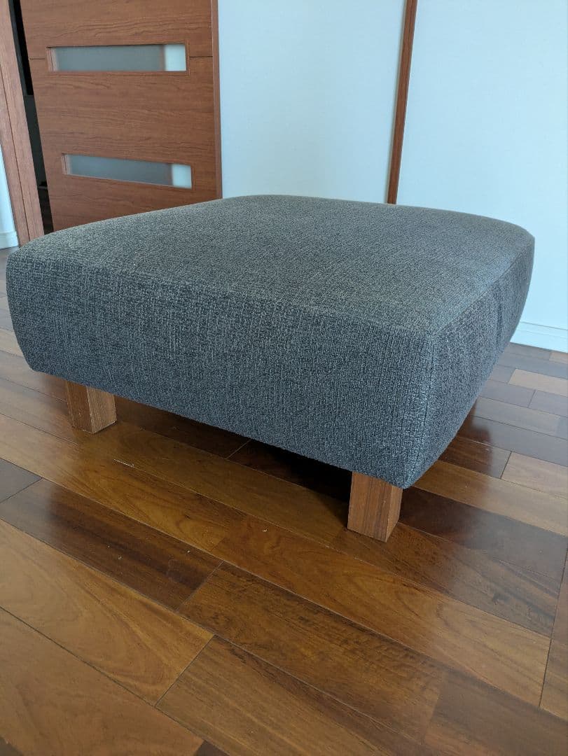 NOYES オットマン グレー