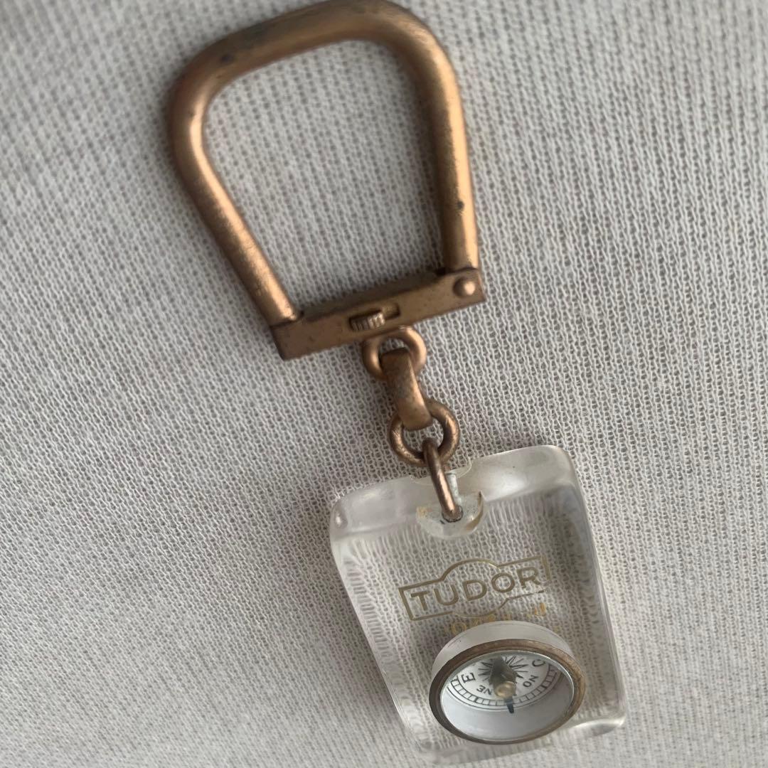 ブルボンキーホルダー 方位磁石【TUDOR】 チュードル フレンチパブ