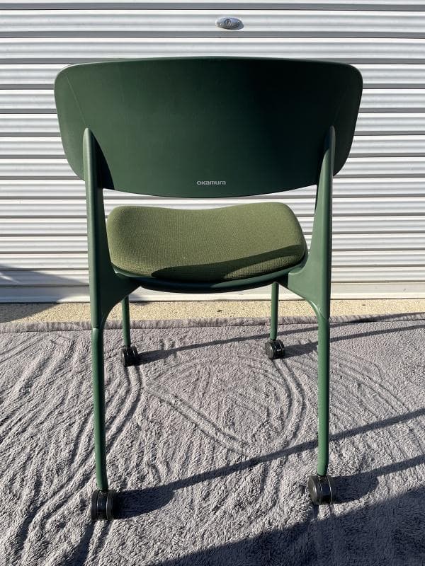 ②【美品】オカムラ　8124RL FPE8　5脚セット　座パッド・キャスター付