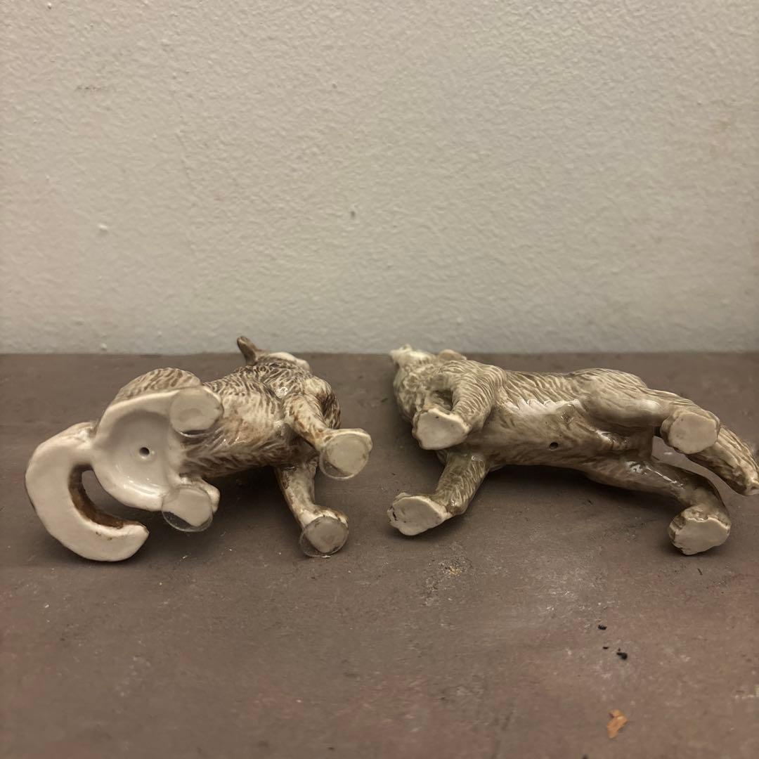 オオカミ　フィギュリン　ペア　レア