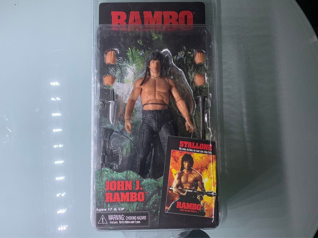 NECA ランボー2 怒りの脱出　スタローンフィギュア　7インチ