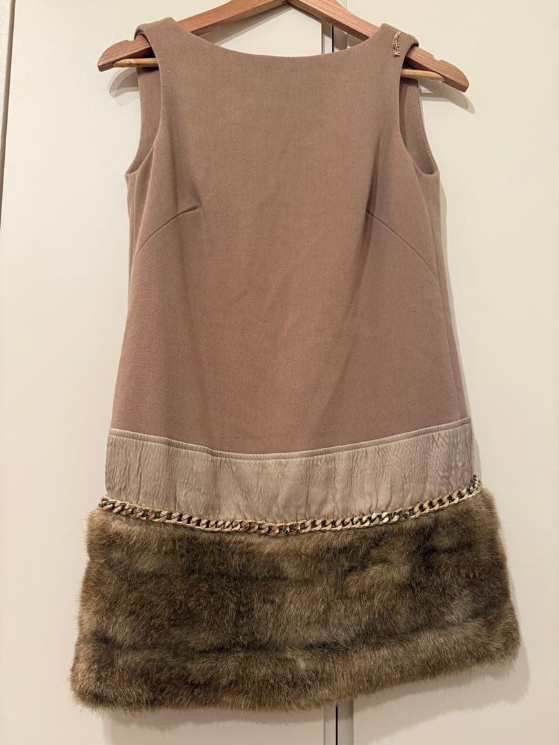 値下げELISABETTA FRANCHI ノースリーブワンピース