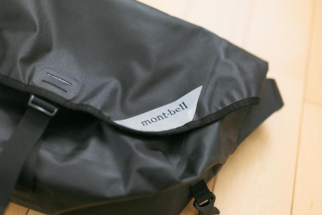 mont-bell ドライメッセンジャーバッグ グレー Sサイズ