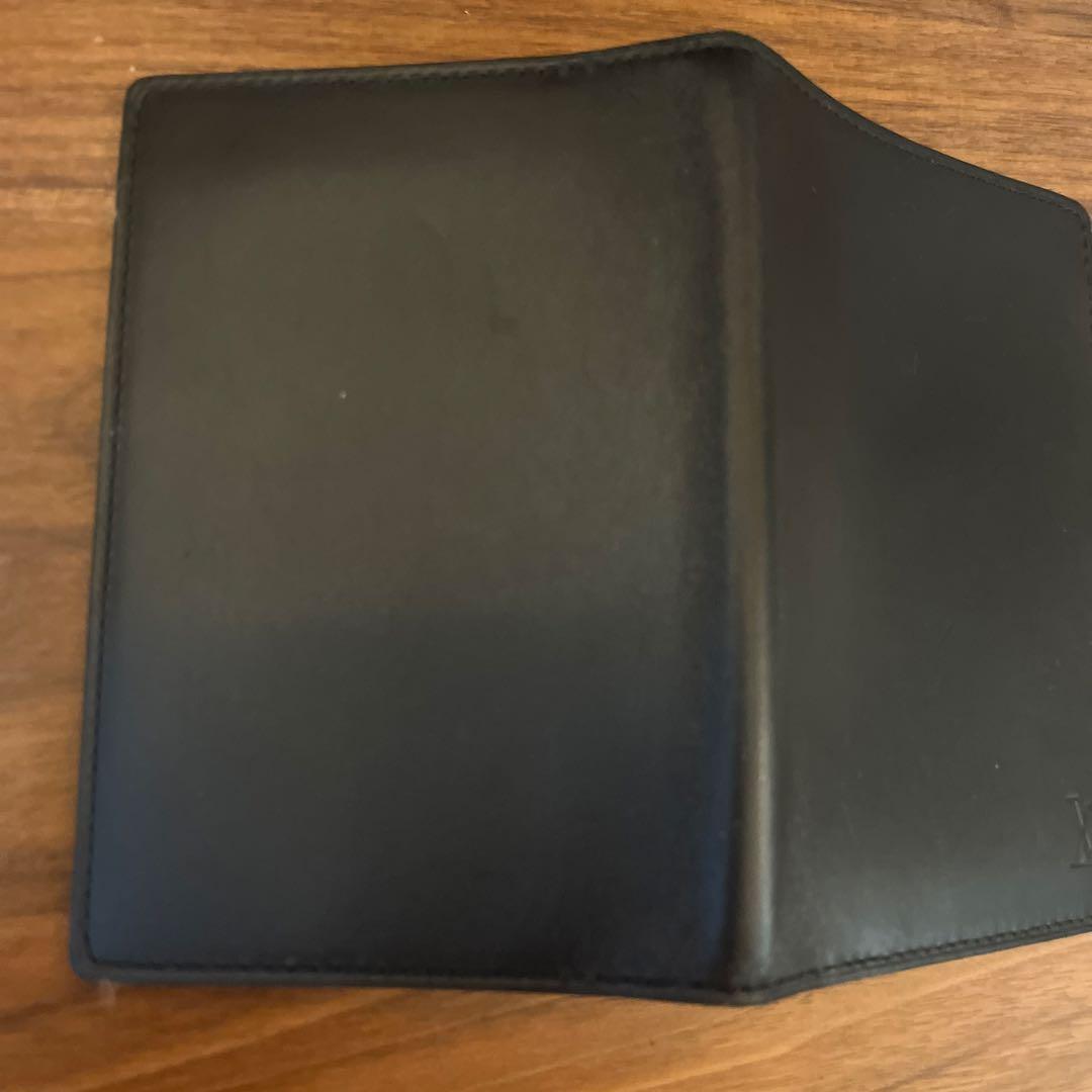 【レア出品】Louis Vuitton ブラック パスポートケース