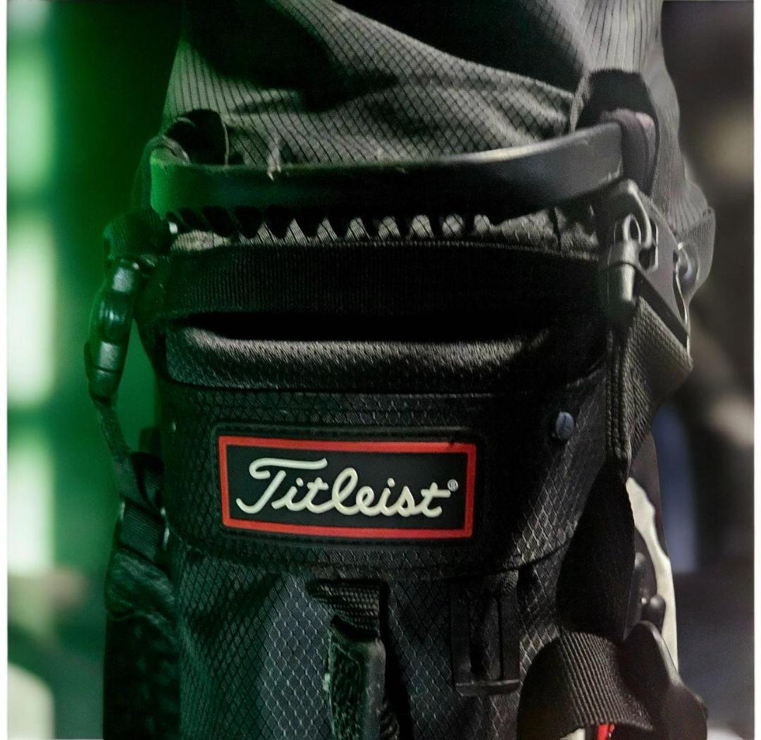 ＫＡ美品　Titleist 　軽量スタンドバッグ 黒/白/赤