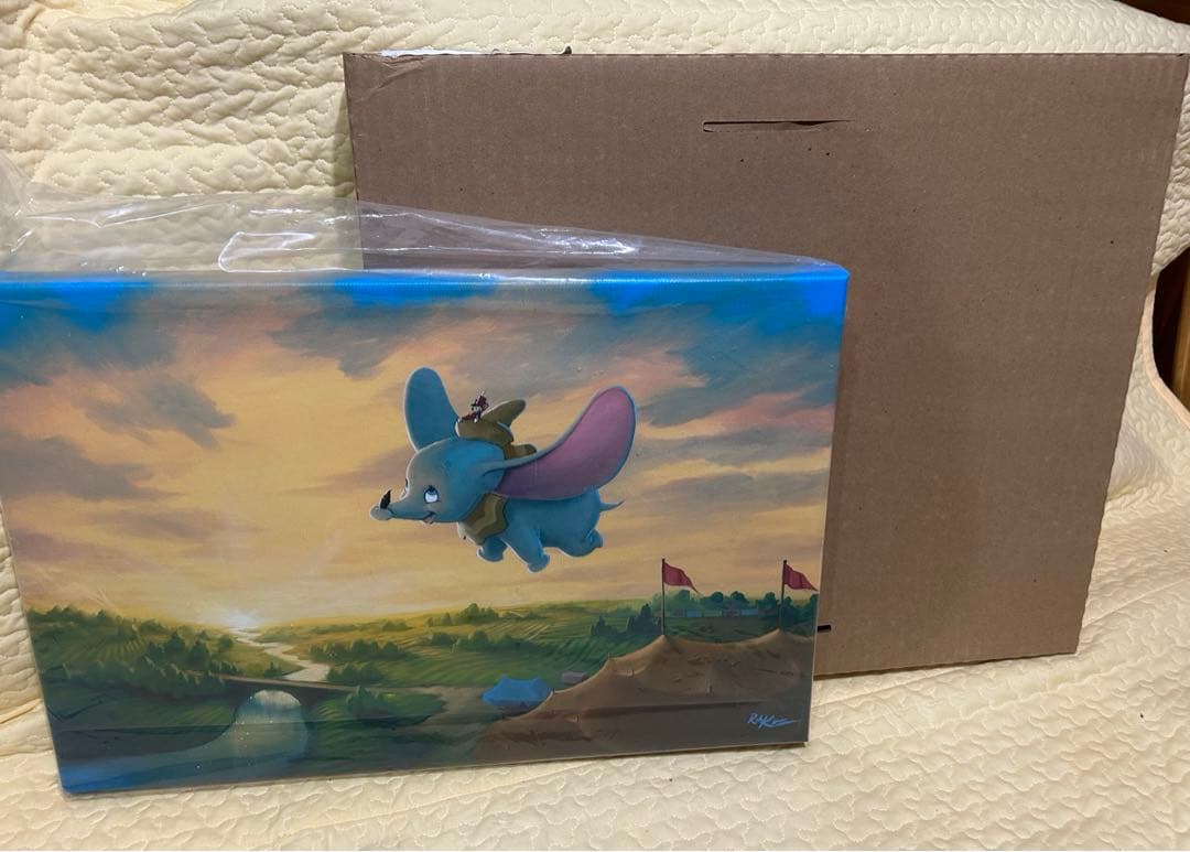 ディズニー公式ファインアート　ダンボ