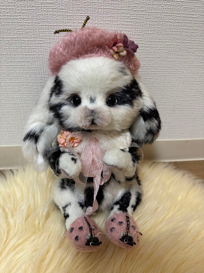 海外作家様作　アートドール　てんとう虫コスチュームのうさぎ