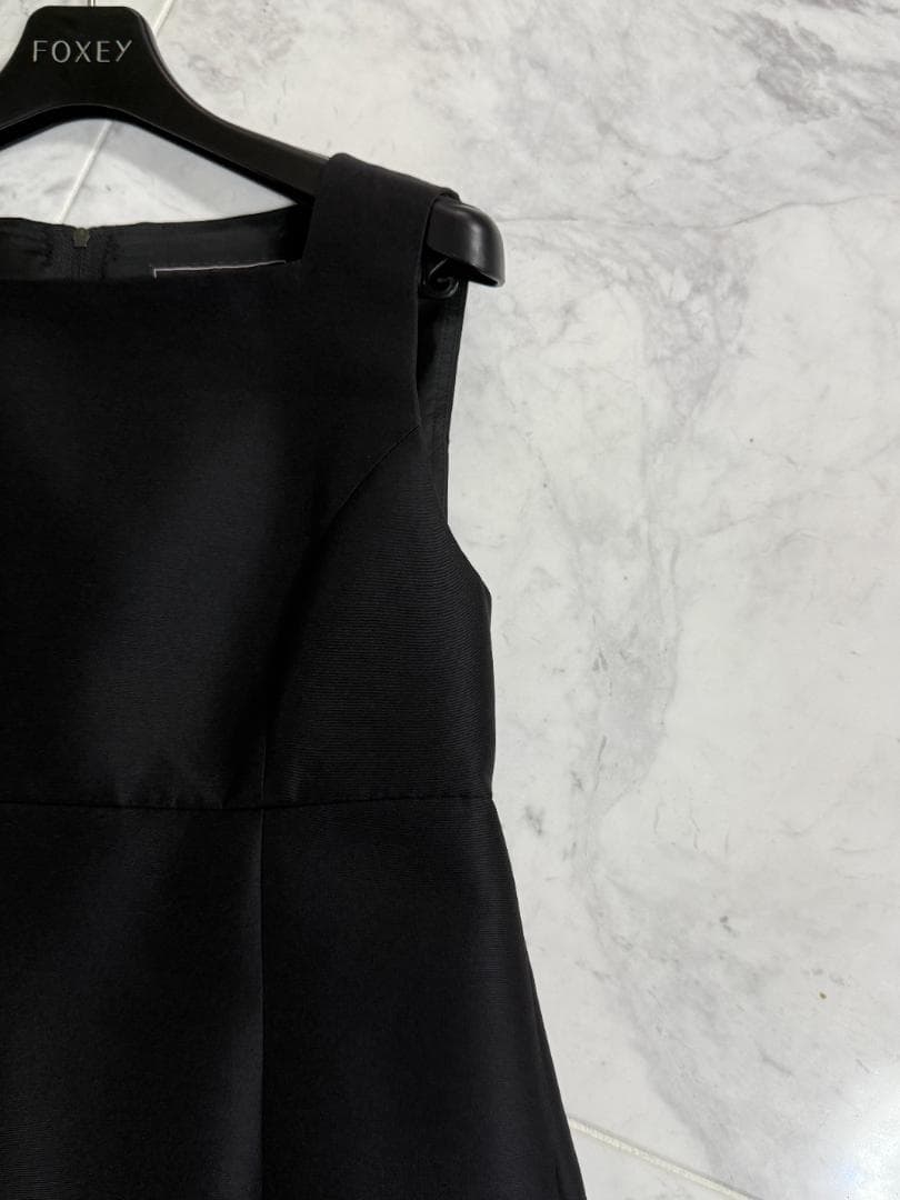 新品同様★【定価：￥138,600】★近年★FOXEY/フォクシー ギモーヴ38