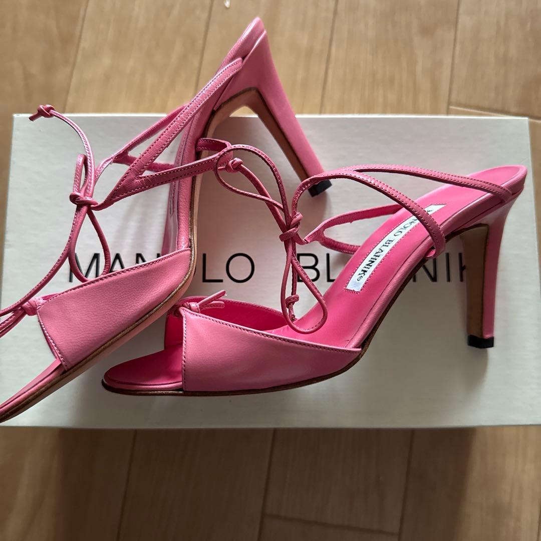 未使用品　Manolo Blahnik ピンク ハイヒールサンダル 35
