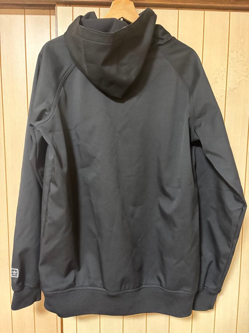 adidas boarding ジャケット　黒