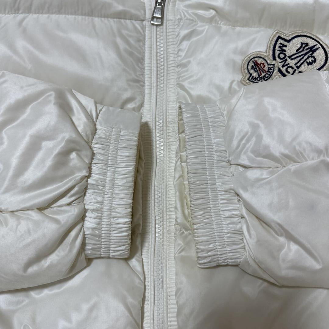 モンクレール ブラマント ダウンジャケット Wワッペン size 7 ホワイト