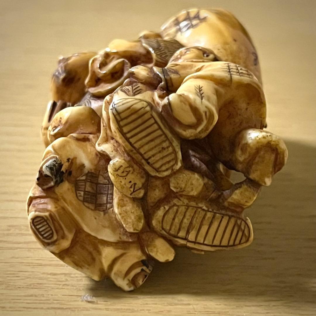 江戸期 大黒天と唐子 正之在銘 根付 高級 天然素材 細密彫刻