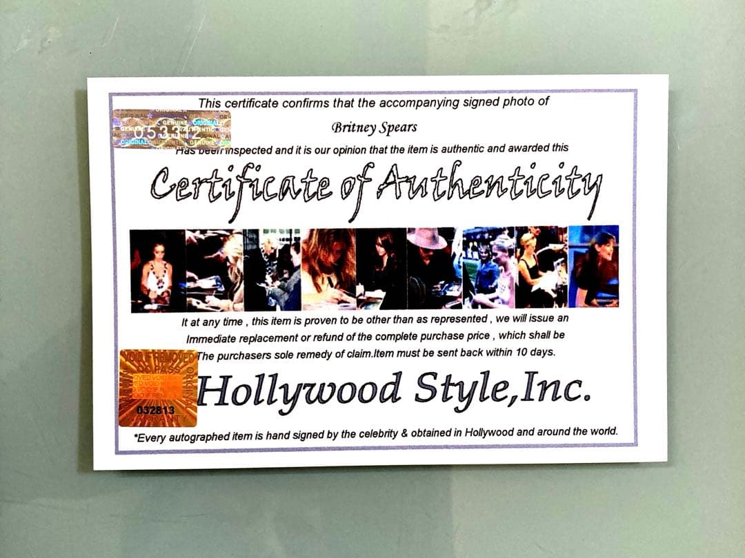 ブリトニー・スピアーズ直筆サイン入り特大写真…グラミー賞アーチスト…