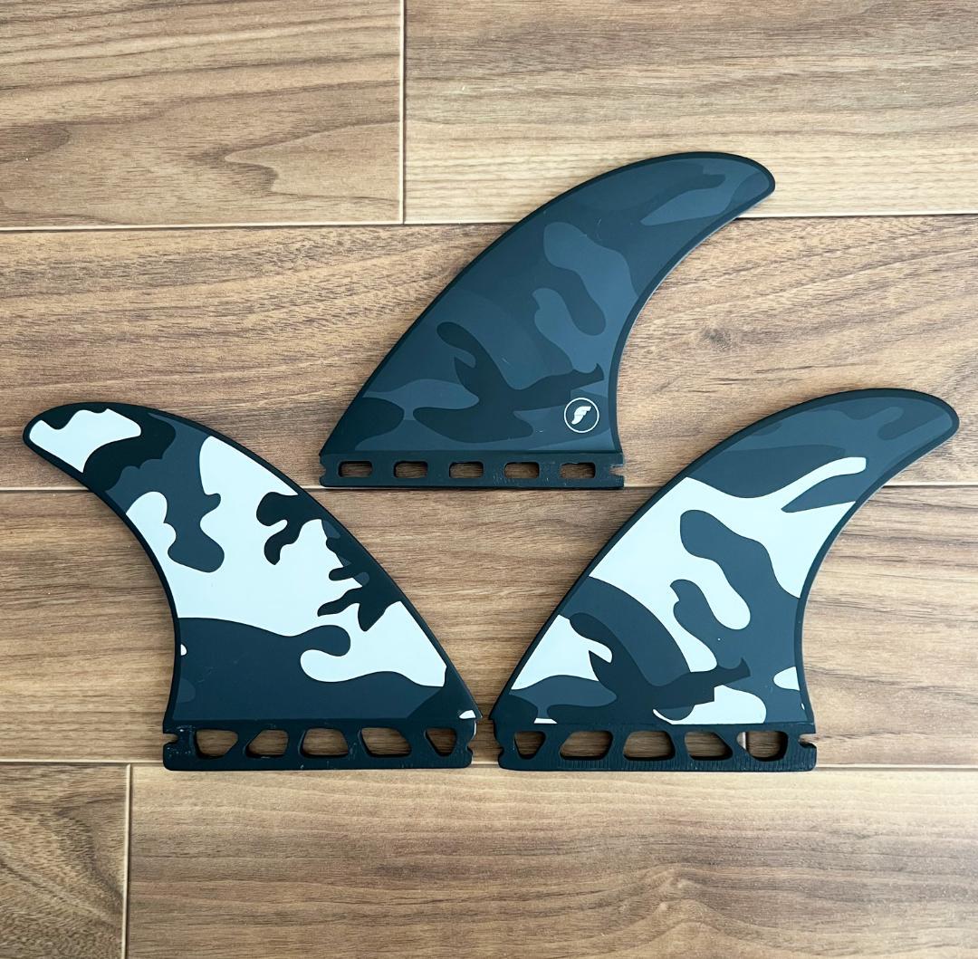 美品 フューチャー フィン ジョディー JORDY CAMO L Future