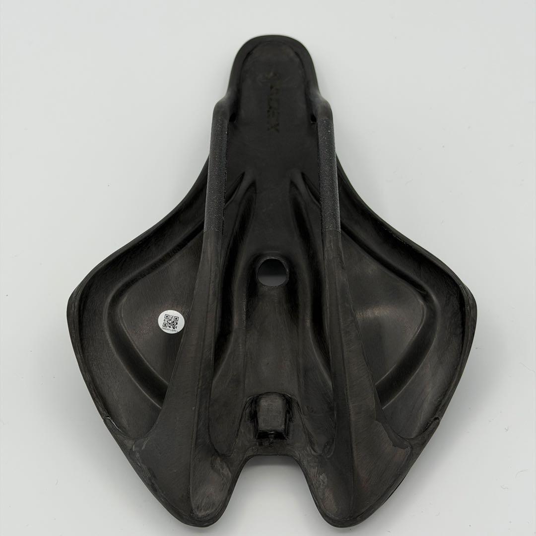 Els Karry様【新品】CADEX Boost サドル