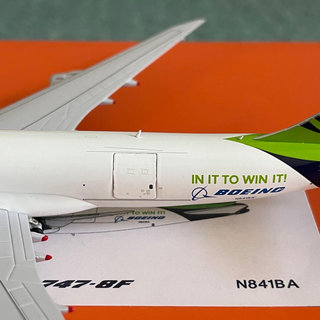 BOEING 747-8F ハウス SEATTLE SEAHAWKS 1:400