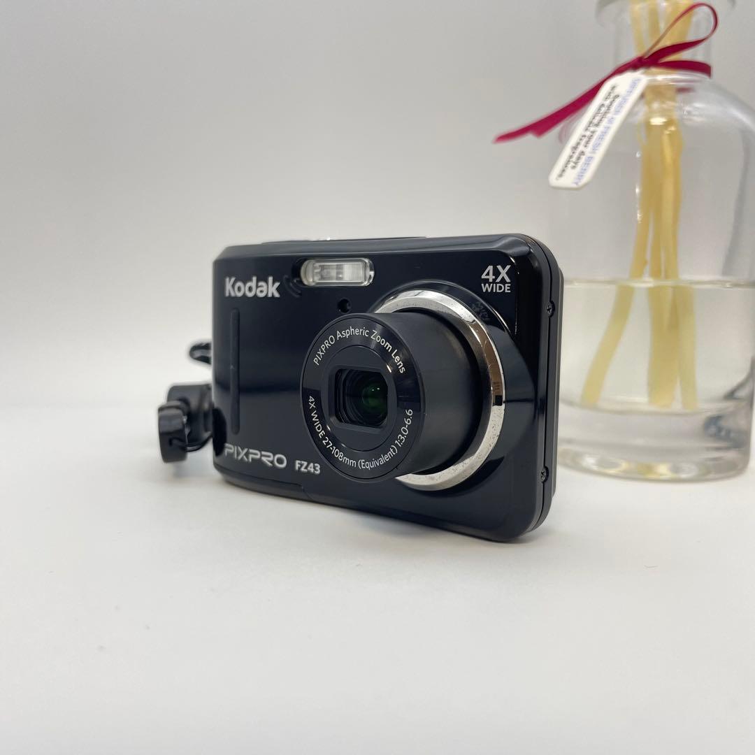 美品✨Kodak PIXPRO FZ43✨動作確認済 スマホ転送OK 単三電池♪