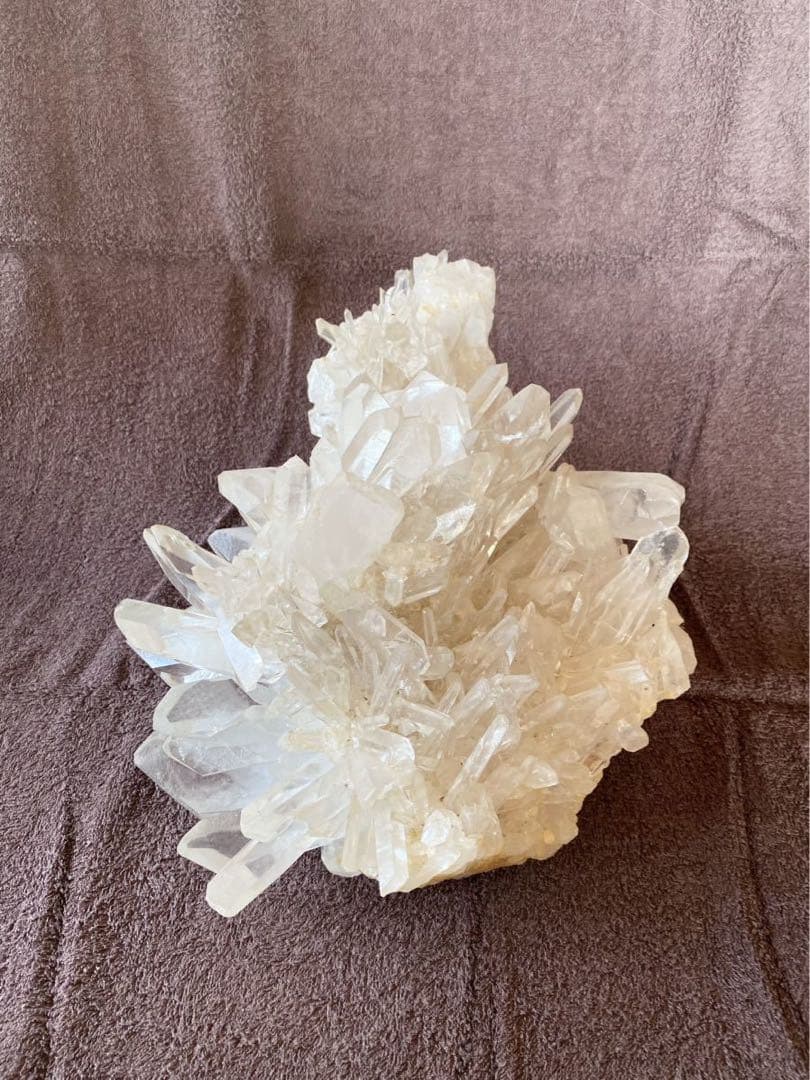 重量11.5kgブラジル産特大水晶クラスター