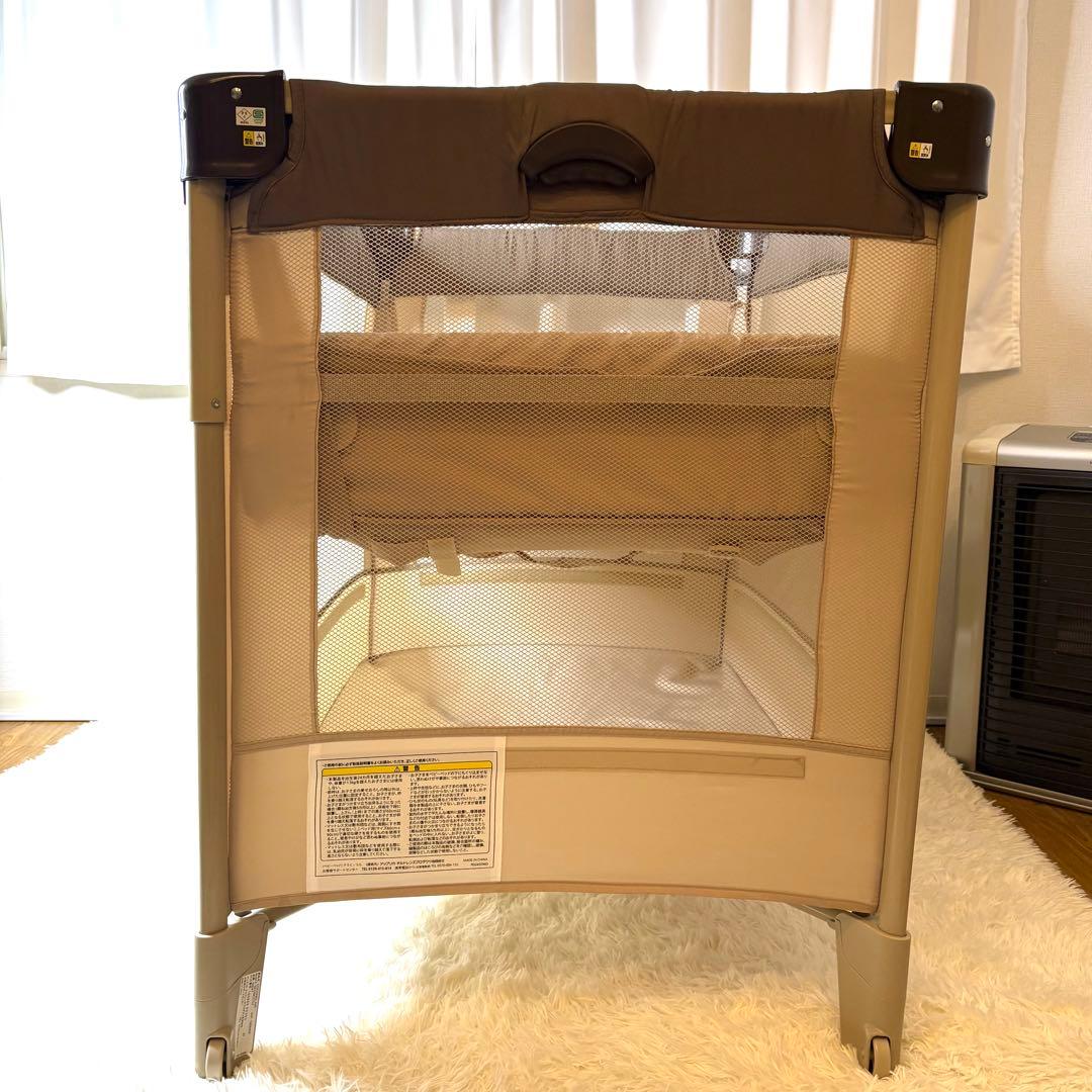 美品✨Aprica ココネルエアー 折り畳み ベビーベッド ココア 66047