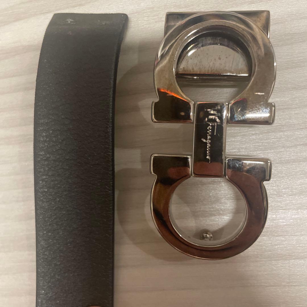 Salvatore Ferragamo ブラック&オリーブブラウン　レザーベルト