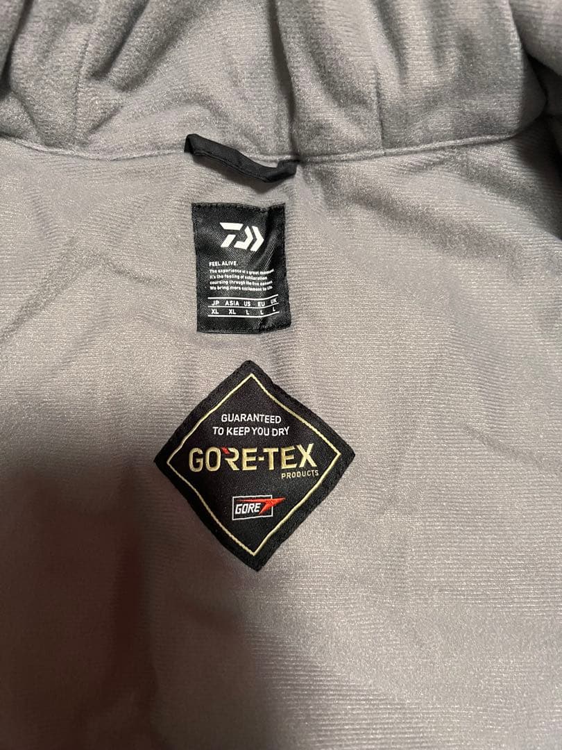 Daiwa GORE-TEX フィッシングスーツ XLサイズ