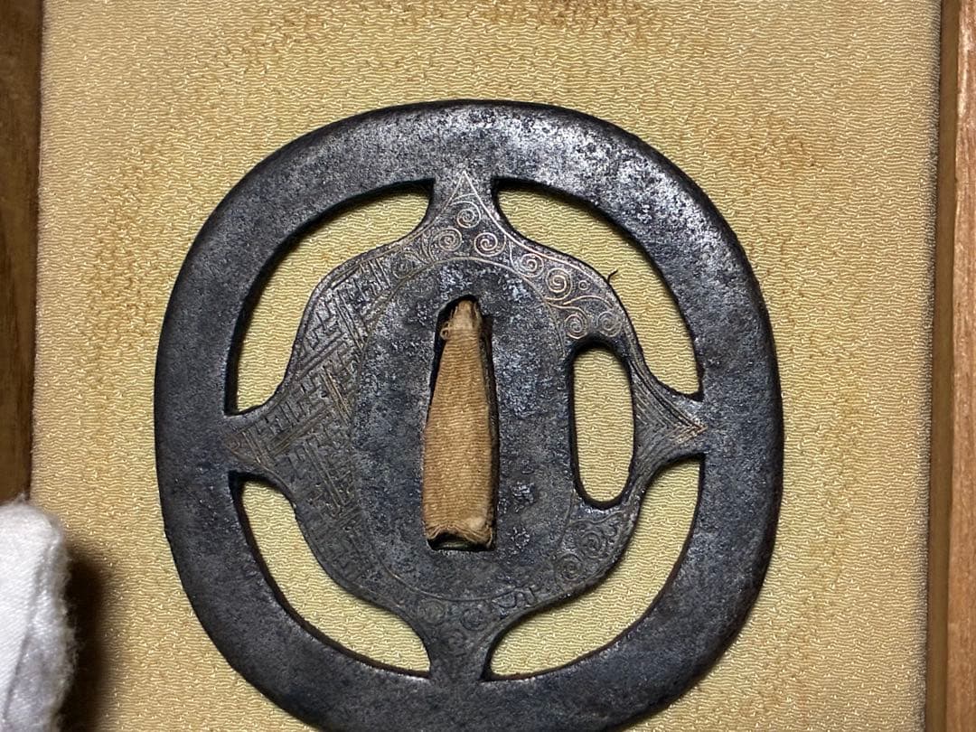 鉄製 十文字 金象嵌 鍔(つば) 刀 時代物 箱入