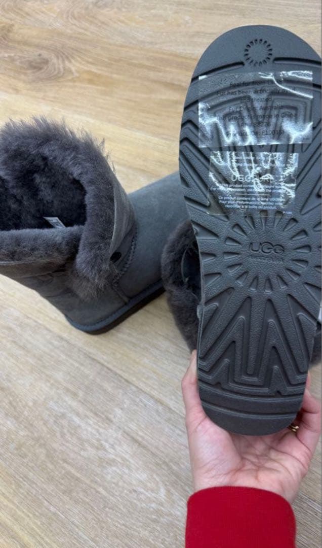 ♥新品未使用♥【UGG】 W BAILEY BUTTON Grey 25cm