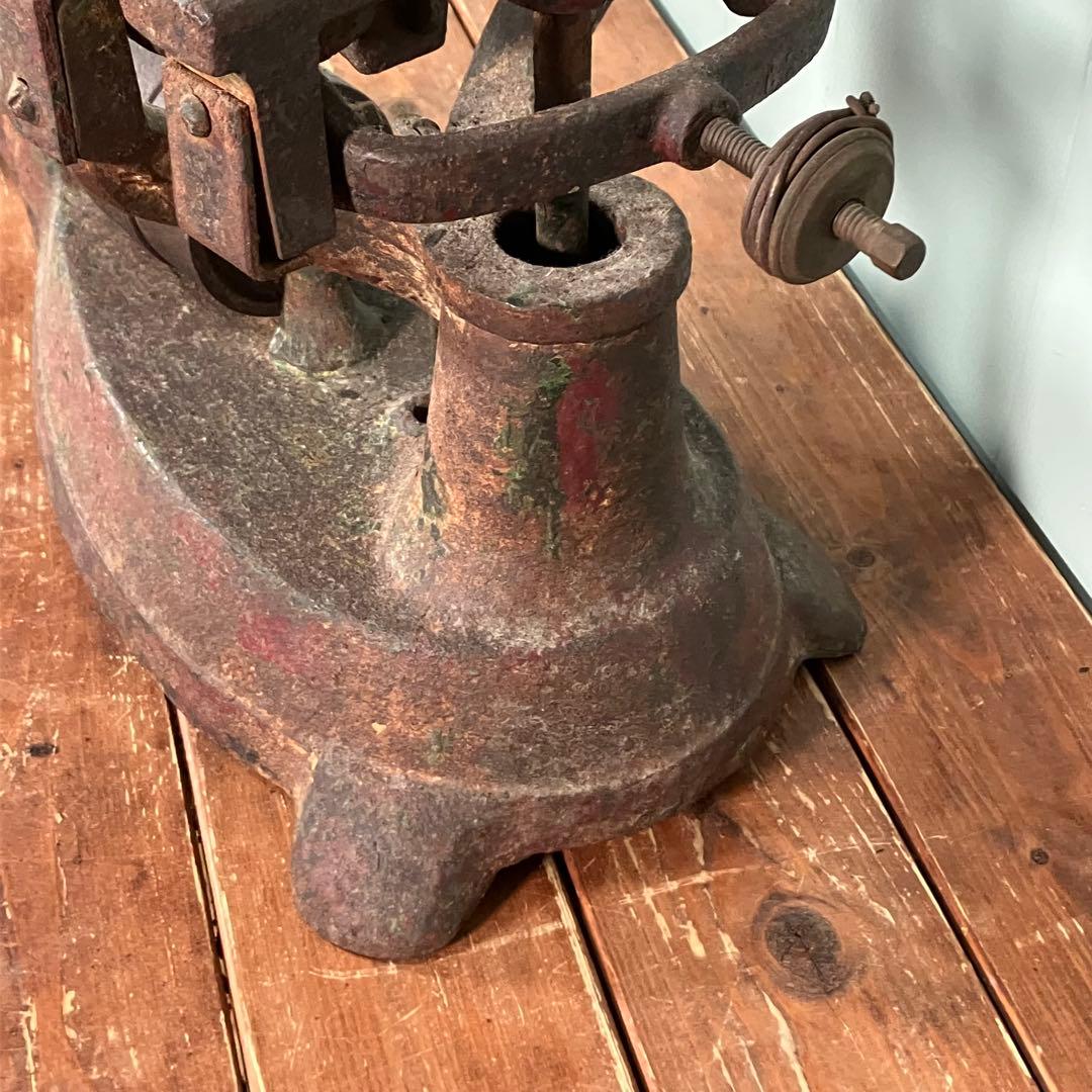 【超希少品✨】アンティーク　昭和レトロ不等比皿手動はかり　不等比皿秤 古い金属製