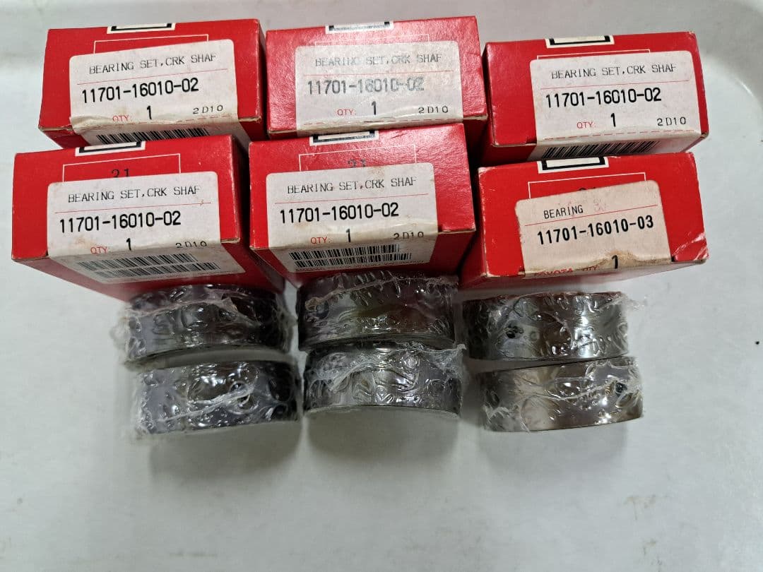 純正4A-GEクランクベアリングセット(5枚＋1枚)新品 ①