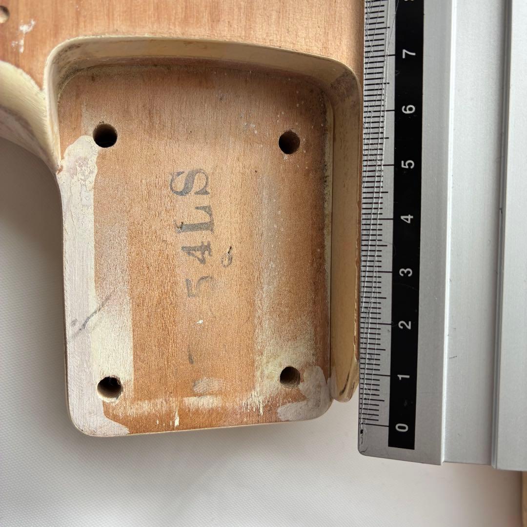 フェンダージャパン エレキギター ストラトキャスター ボディ トレモロユニット