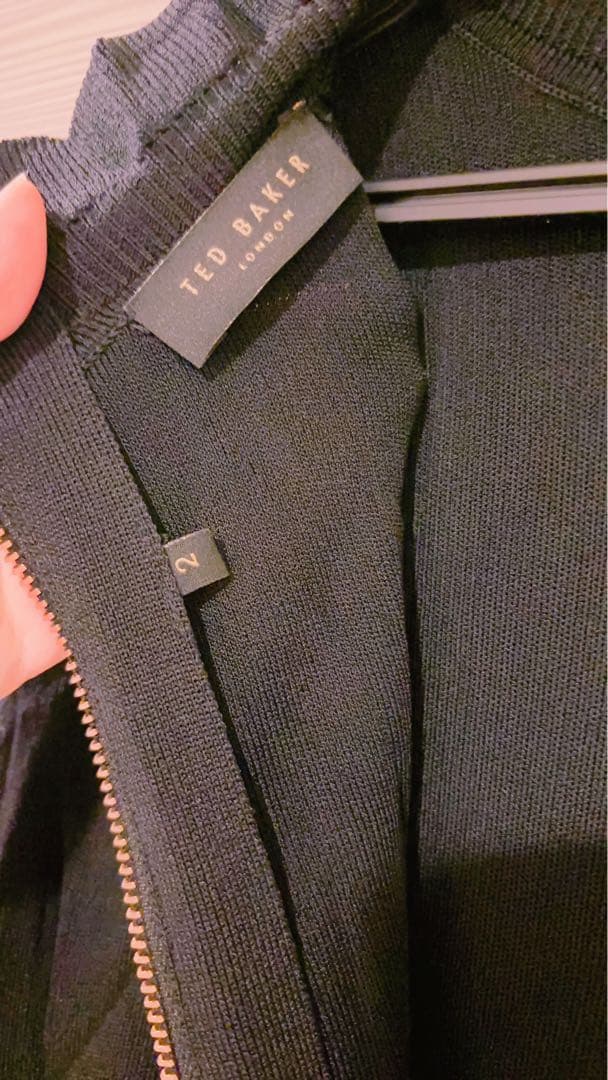 テッドベイカー　フラワープリントワンピース　2号