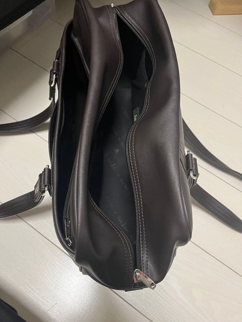 イーストボーイ スクバ 茶色