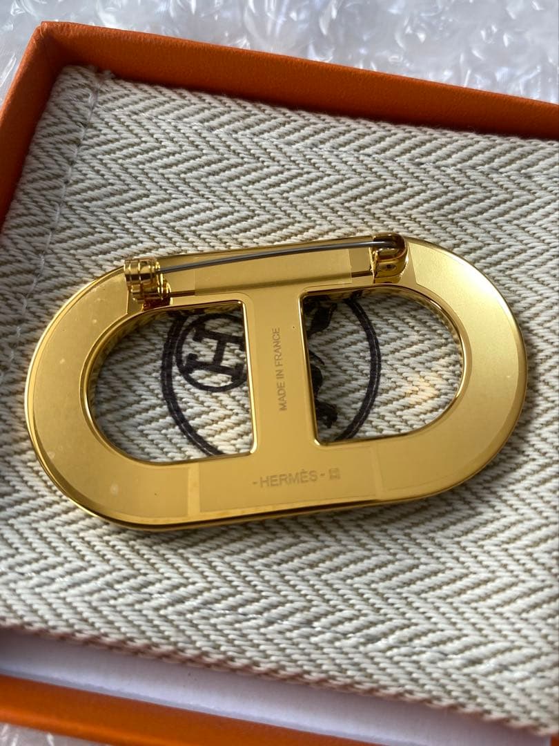 エルメス　ブローチ　シェーヌダンクル　バッチ　プシエール　ゴールド金具　エプソン