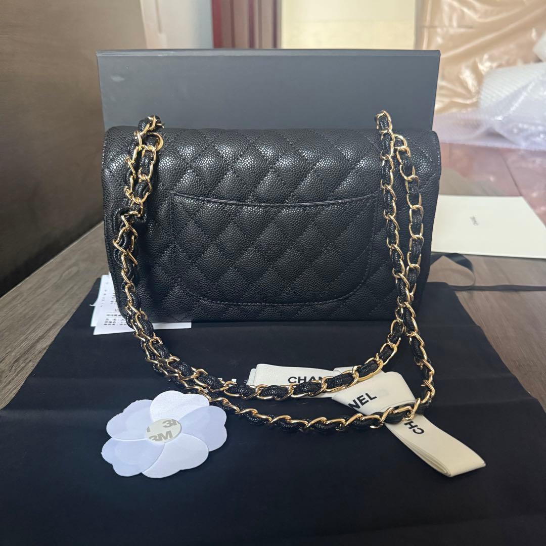 ブラック ショルダーバッグ